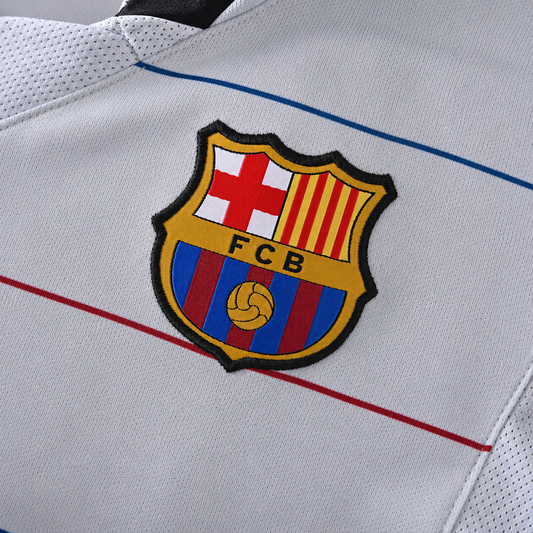 Retro Jersey Barcelona Away 2003-04 image 2