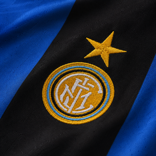 Retro Jersey Inter Milan Home 1995-96 image 2