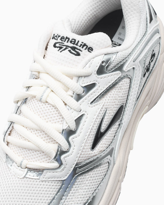 Brooks Adrenaline GTS 4 "Coconut Milk" 1000731D156 — 2