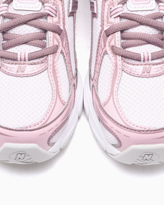 New Balance U740 4S4 U7404S4 — 2