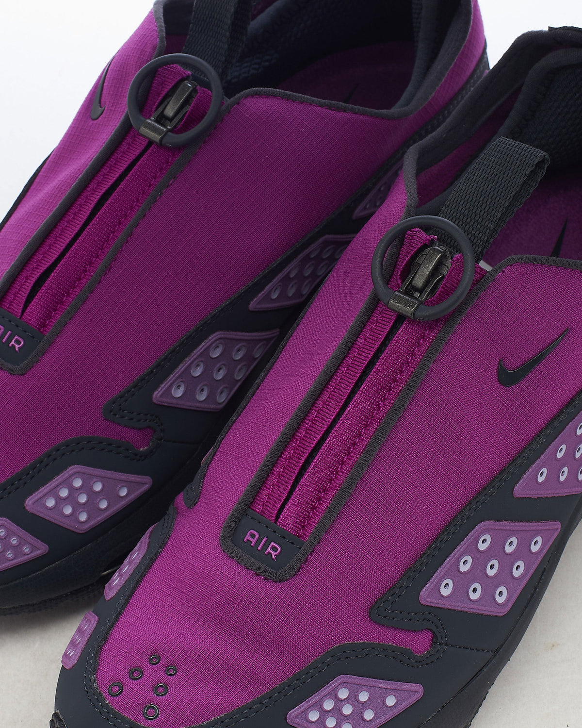 Nike Women's Air Max SNDR Gore-Tex® "Bold Berry" FZ4238-500 — 7