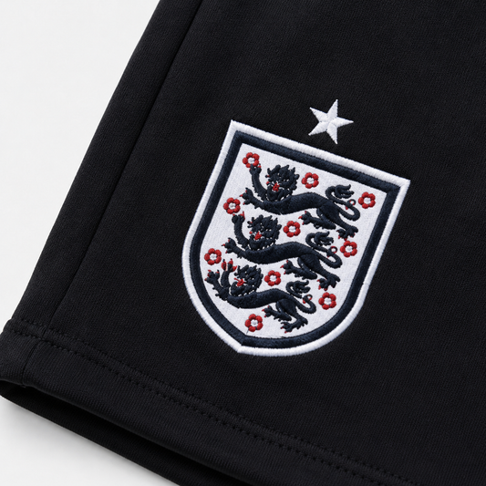 Shorts England image 2