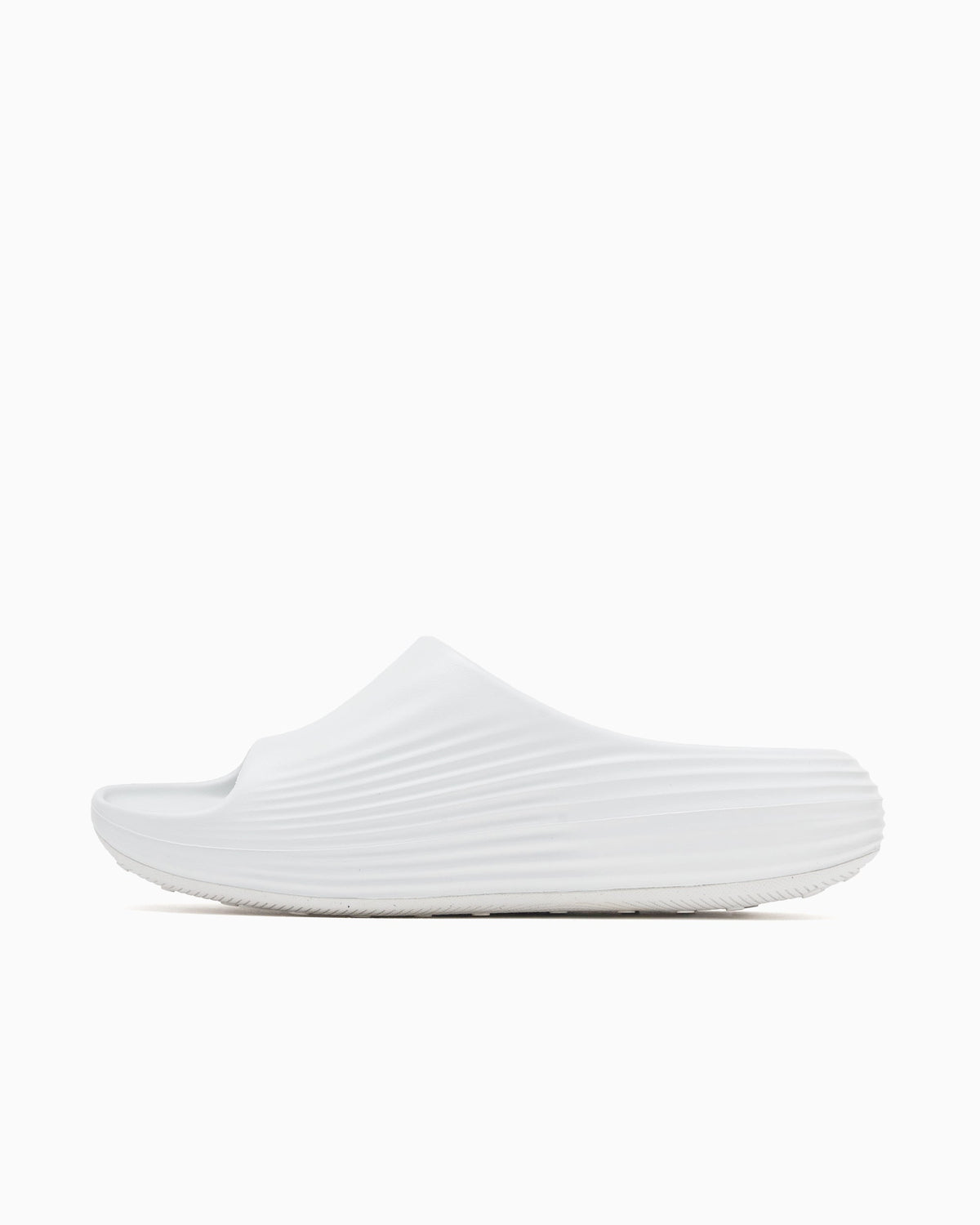 Nike ReactX Rejuven8 HV4479-100 — 2