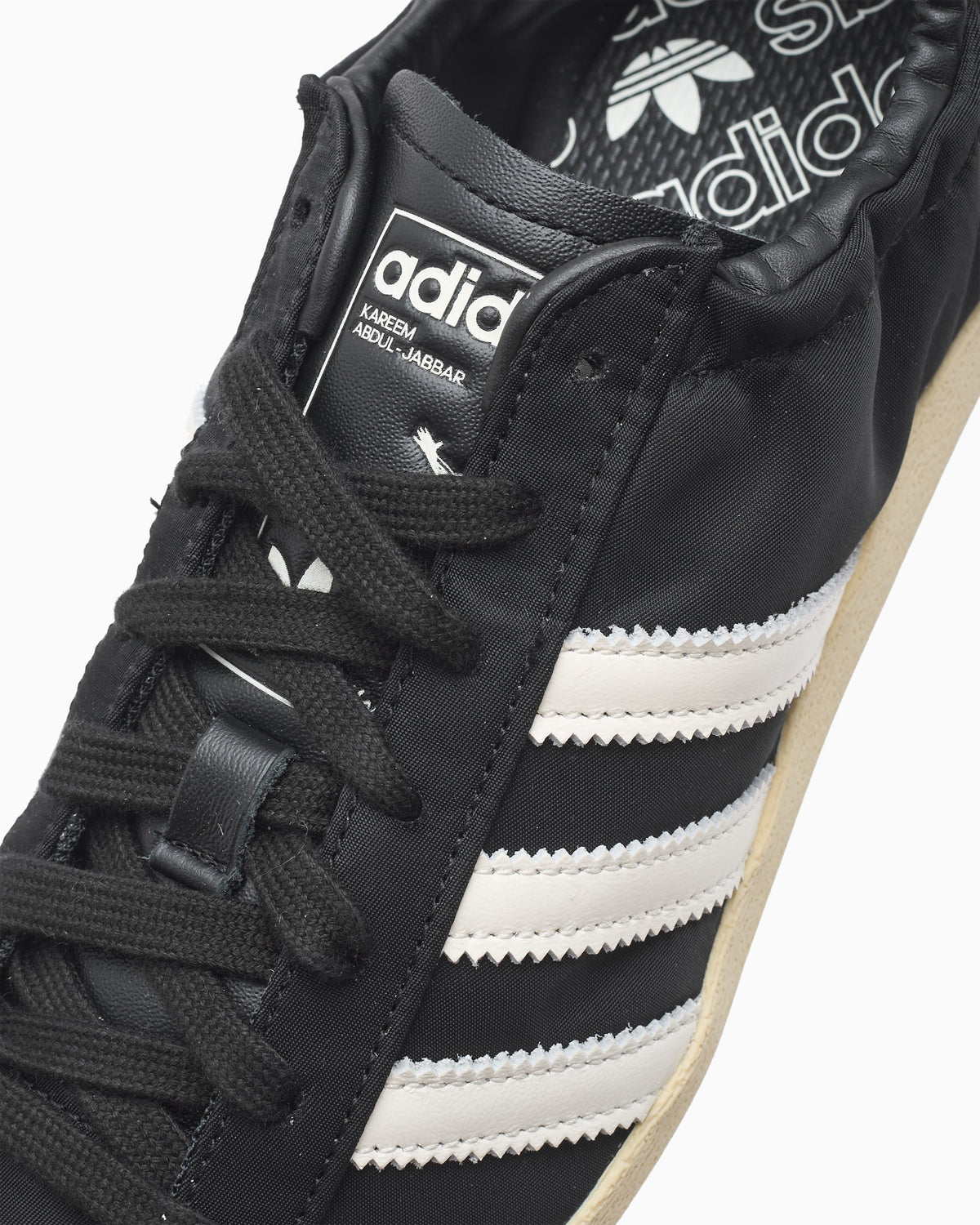 adidas Jabbar Low Scrunch KK3997 — 2