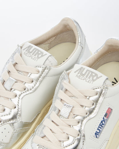 Autry Women's Medalist Low Leather AULWWB18 — 7