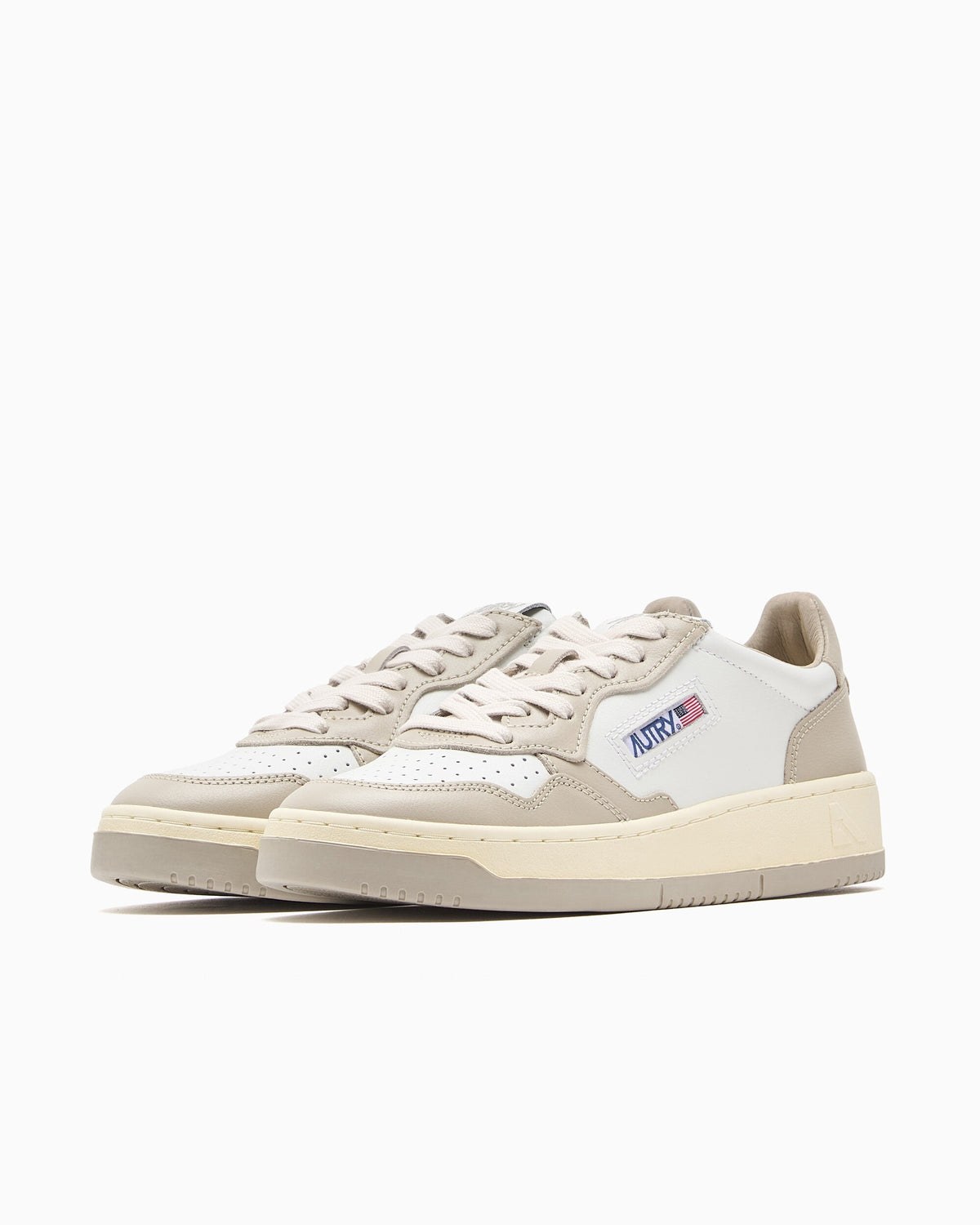 Autry Women's Medalist Low Leather AULWWB67 — 7
