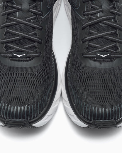 HOKA Bondi 7 1110518-BWH — 7